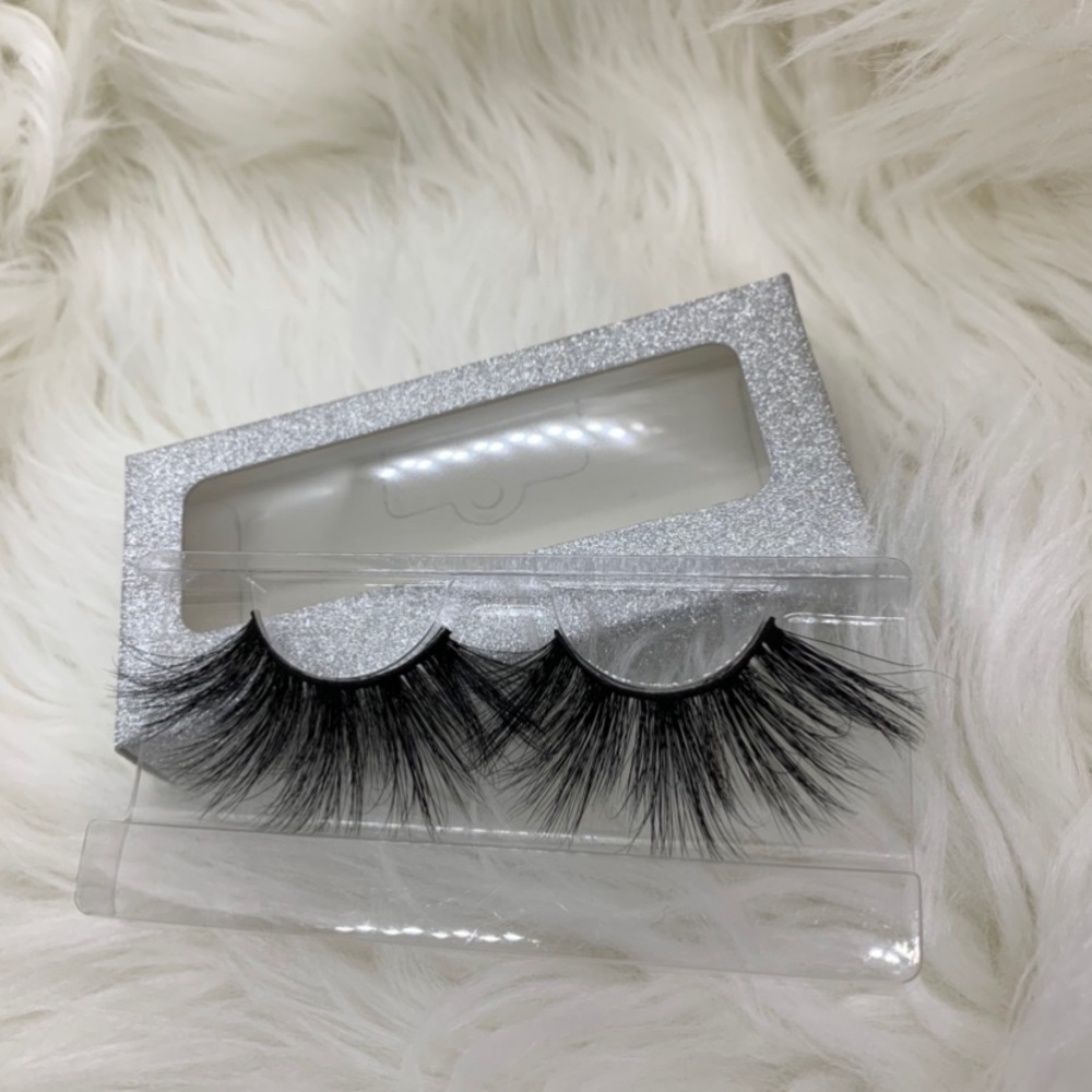 Mink Lash extensions - Picture 3 of 9